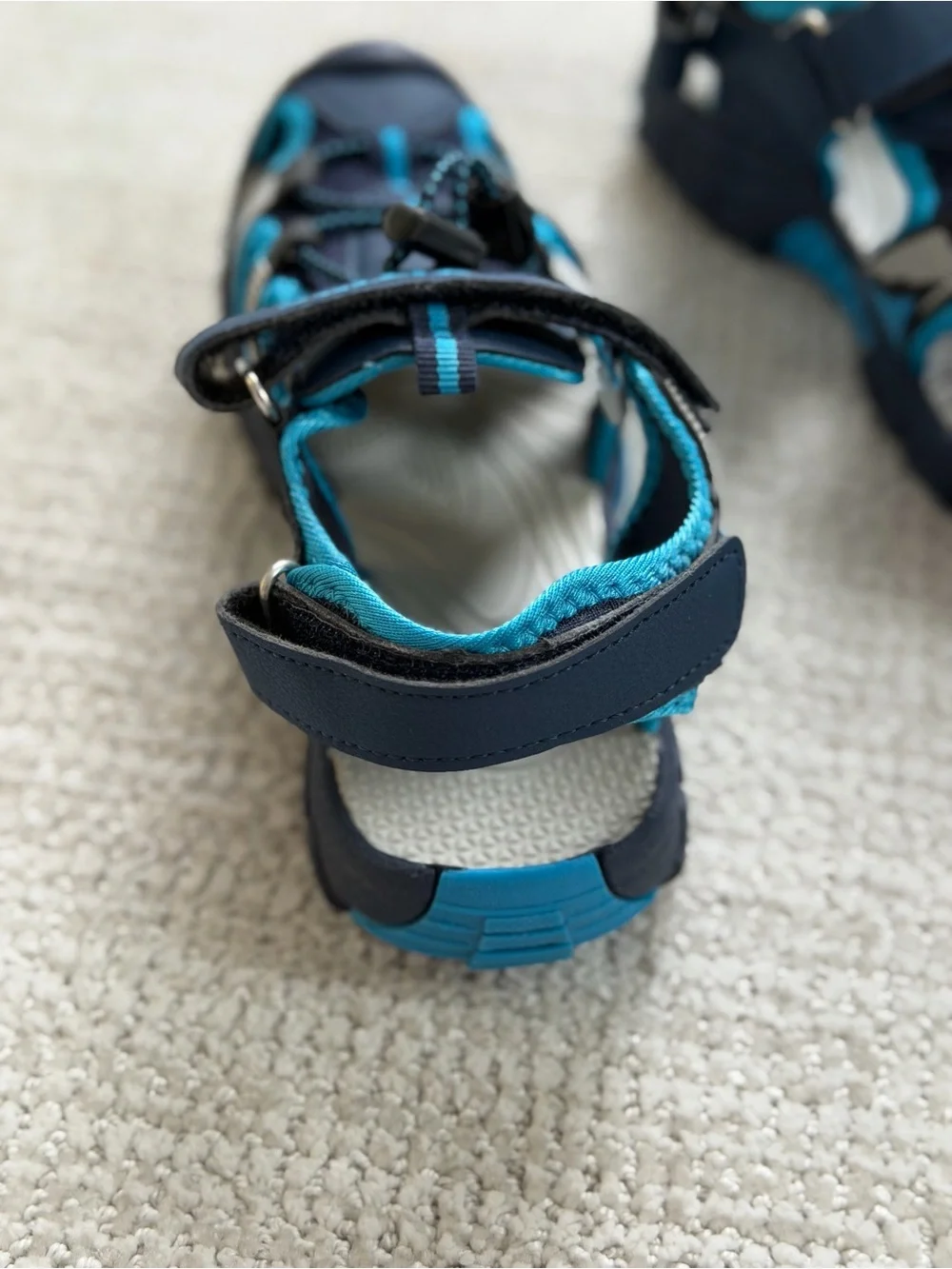 VITIKE Boys Big Kids Closed Toe Sports Sandals Water Shoes Size 3 Navy Cyan